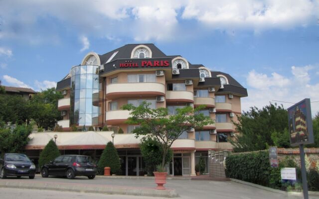 Paris Hotel Балчик вид на фасад
