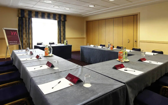 Wigan Oak Hotel