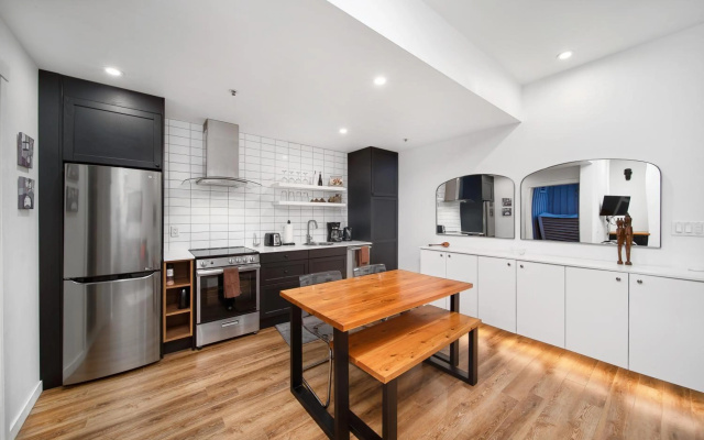 Luxury and Modern Studio at Blackcomb base