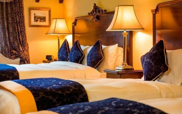 Earls Court House Hotel