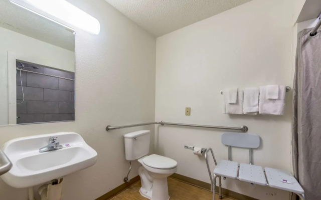 Motel 6 Indianapolis Carmel