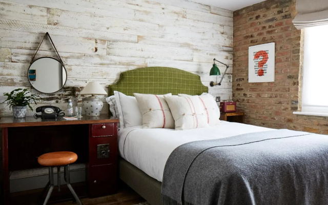 Artist Residence London