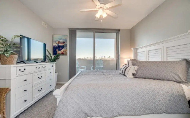 North Tower 401