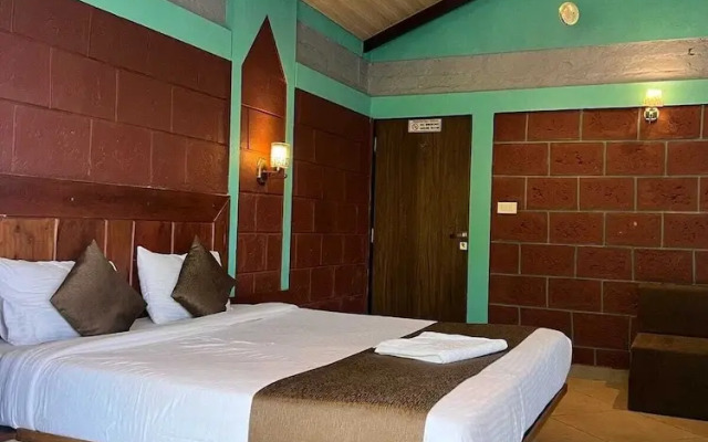 Royal Stone Resort