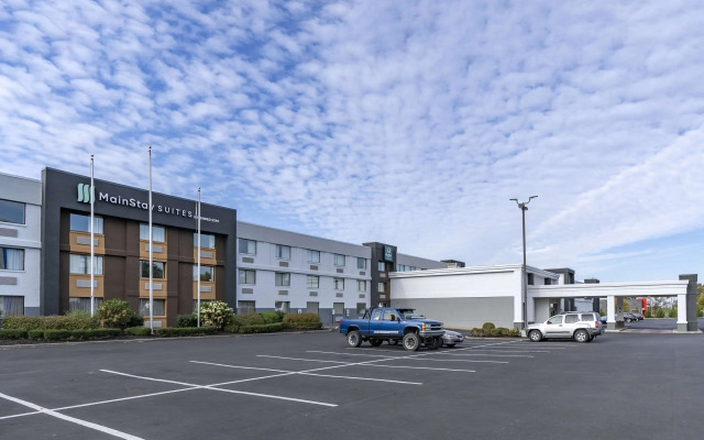 MainStay Suites Lexington I-75