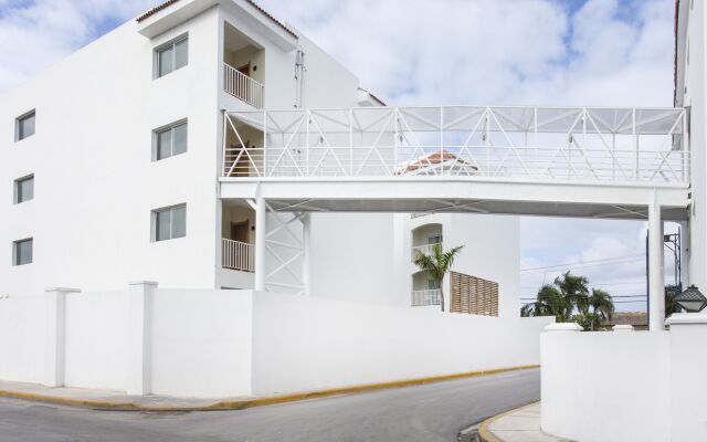 Апартаменты Apartments Punta Cana by Be Live вид на фасад