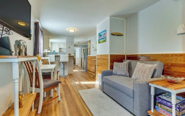 Pet-friendly Pensacola Home w/ Patio & Yard!