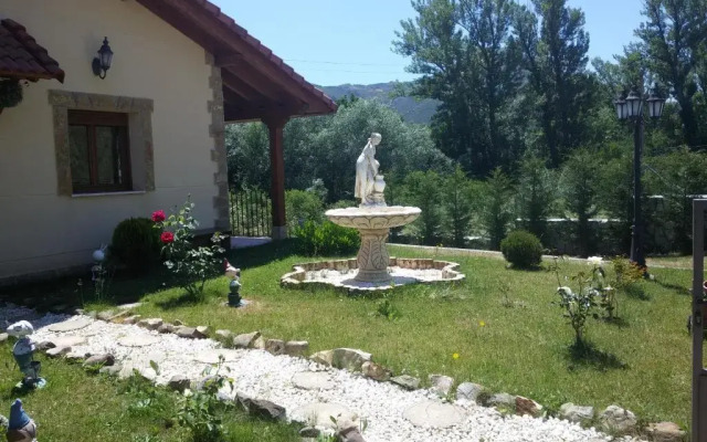 Casa Rural Refugio del Cueto***