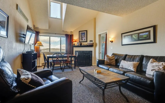 Ski-in/ski-out Top-floor Condo at Granby Ranch!