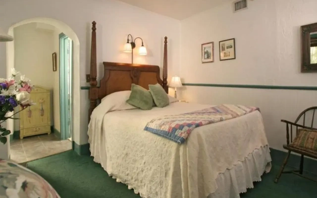 St Francis Inn