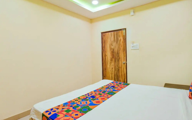 Fabhotel Yogeshwara Grand