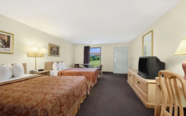 Howard Johnson by Wyndham Valdosta