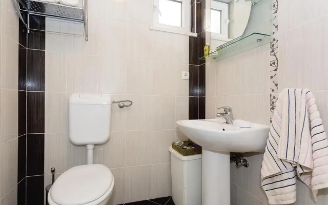 Amazing Home in Palje Brdo With Wifi and 3 Bedrooms