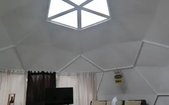 Country House Hostel