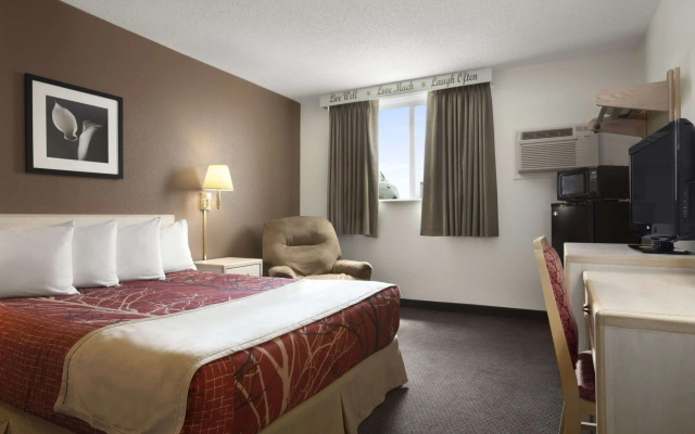 Econo Lodge Scottsbluff
