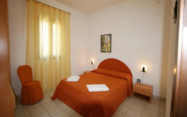 Cozy Apartment with Balcony near Puglia Beach