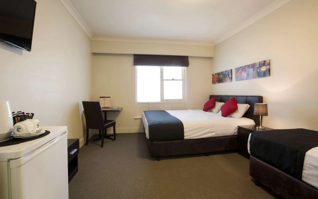 Enfield Hotel