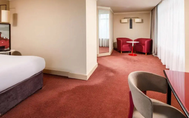 The Luxury Central Cardiff Signature Hotel By Belvilla