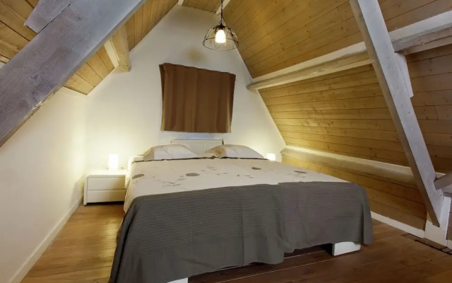 Spacious Holiday Home in Bruges with Hot Tub