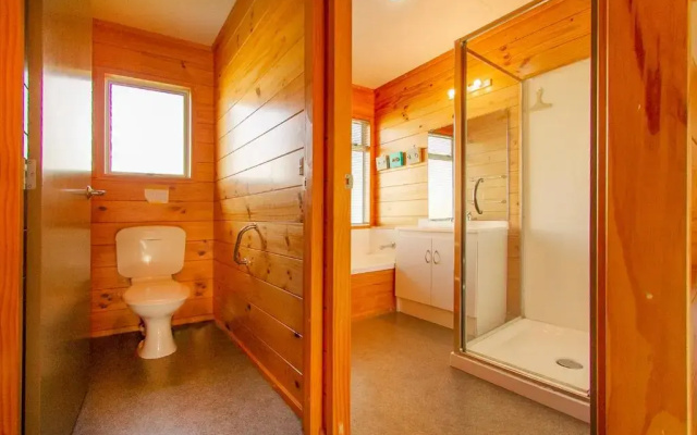 Beachfront Bliss - Cooks Beach Holiday Home
