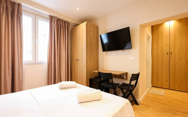 Grandstay Tirana Central 01