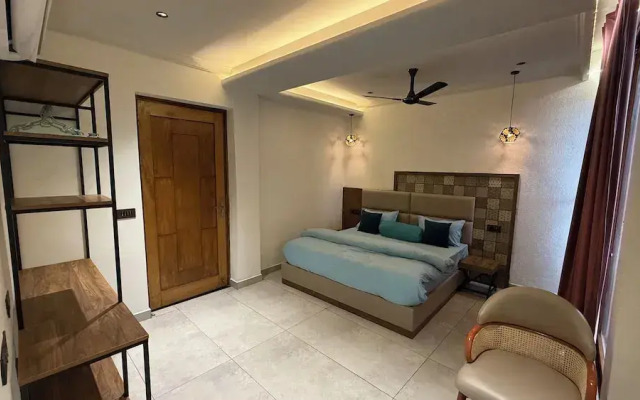Yes Hotel By The Ganges