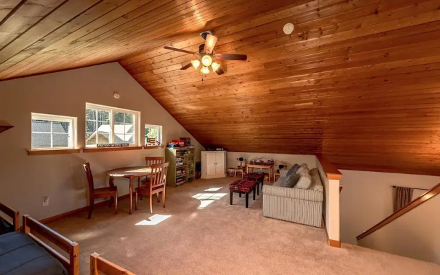 Wintergreen Chalet