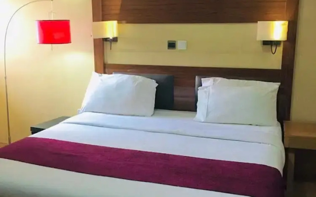 Hearts Hotel