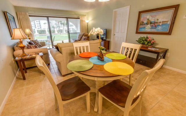 Edgewater Golf Villa 504