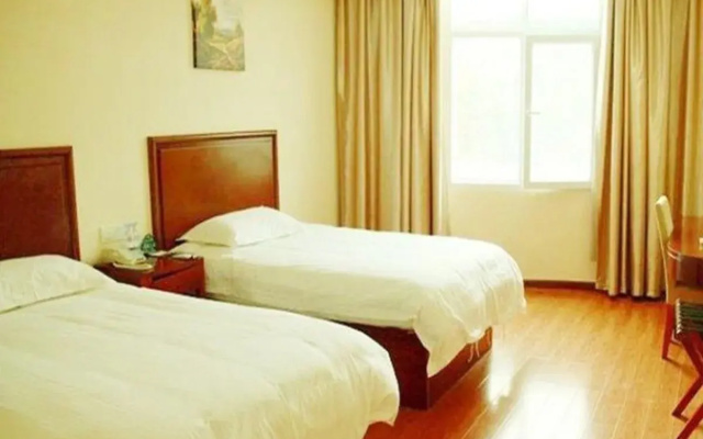 GreenTree Inn Shandong Weihai Rushan Century Avenue Express Hotel