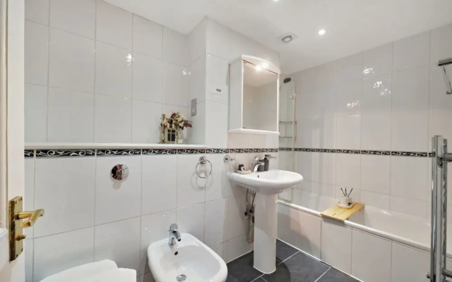 Hertford Flat 9