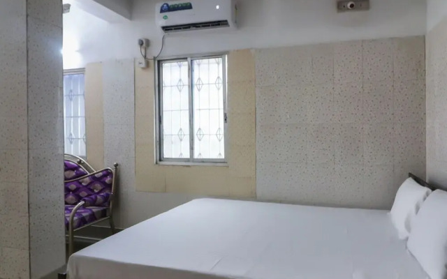 Silver Woods by OYO Rooms