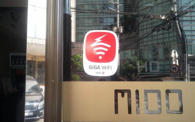 Hotel MIDO Myeongdong вид на фасад