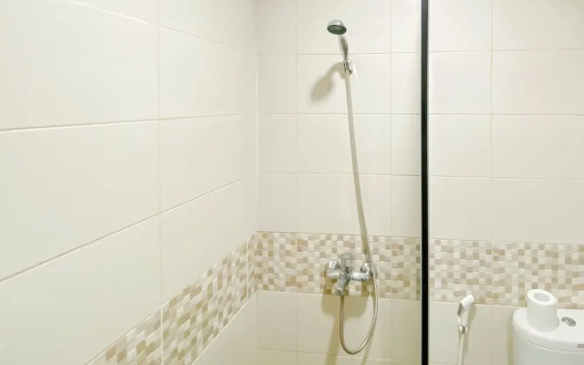 Cozy Stay Studio At Tamansari Iswara Apartment