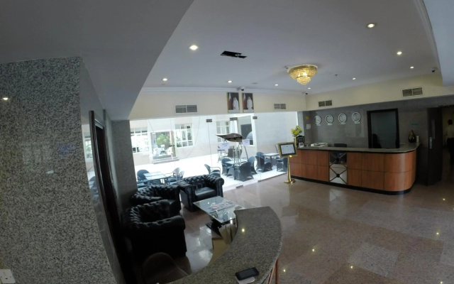 Le Park Hotel