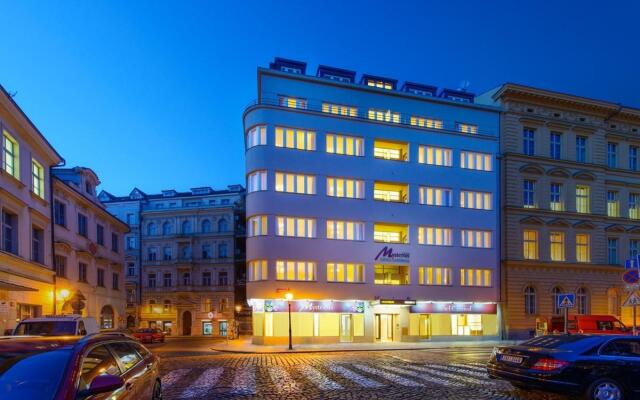 Myo Hotel Mysterius вид на фасад
