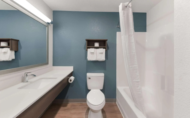 Woodspring Suites Dayton North