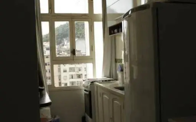 Apartment in Copacabana 50m From the Beach Cavirio Sc201
