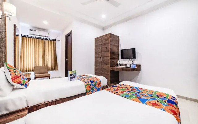 Treebo Trend Varsha Palace