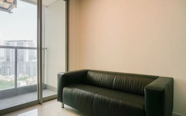 Great Location 2Br at Gold Coast Apartment Near Pik Area