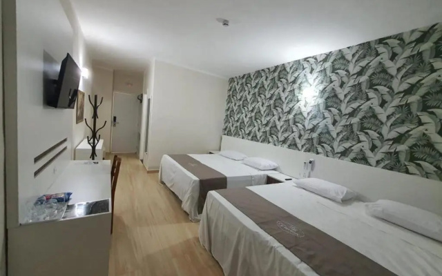 Charles Hotel