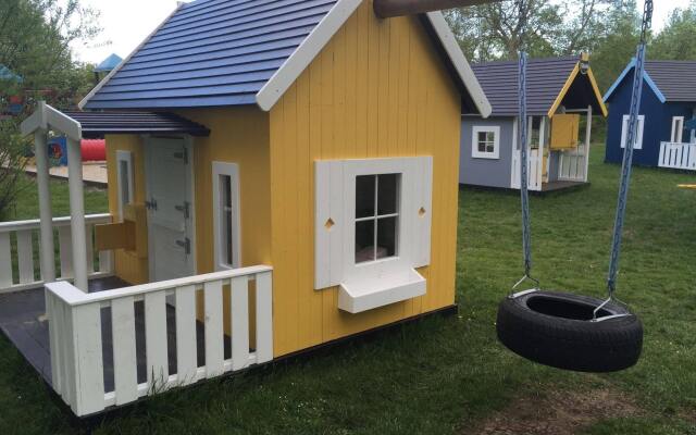 Отель Ajstrup Beach Camping & Cottages Дания, Орхус - отзывы, цены и фото номеров - забронировать отель Ajstrup Beach Camping & Cottages онлайн вид на фасад