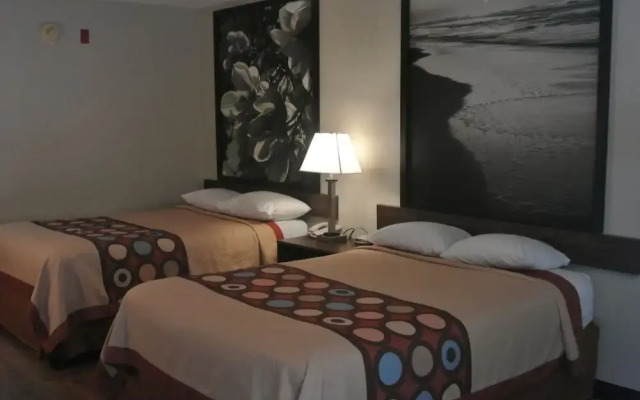 Super 8 Fayetteville