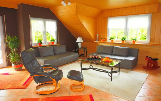 Eifelferien - Gaestezimmer, Ferienwohnungen - Haus Eden
