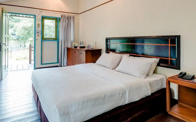 Nirwana Beach Club