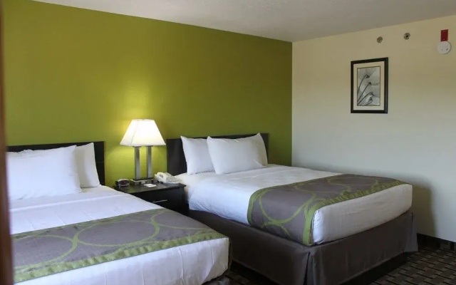 Americinn West Burlington