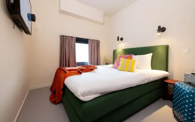 hotel emma next