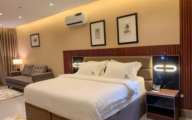 Five Homes Hotel