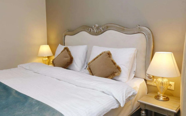 4 Angels Hotel