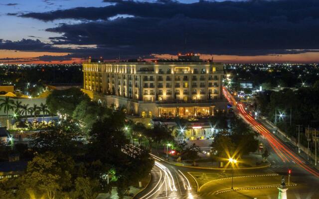 Отель Fiesta Americana Merida вид на фасад